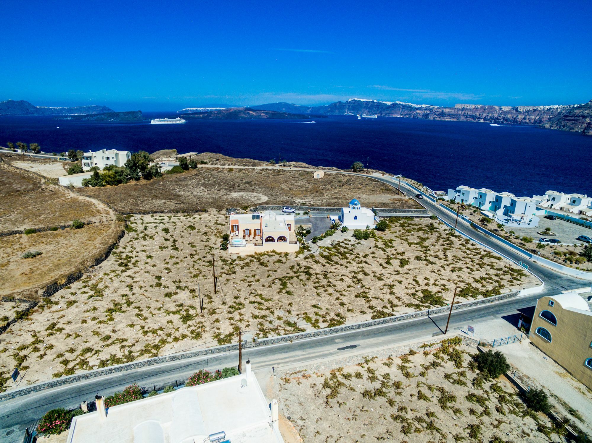 Vineyard Exclusive Suites Akrotiri  Exterior photo
